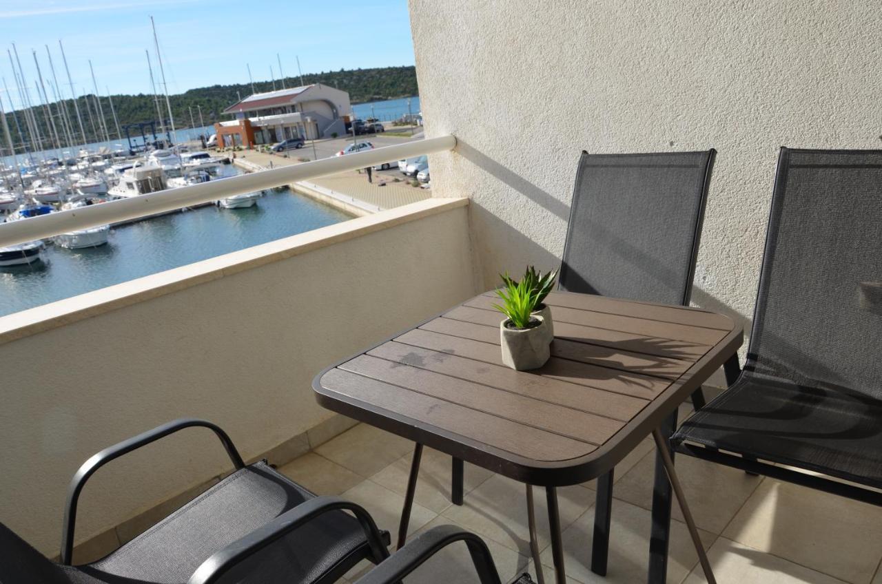 Apartments Pirovcanka Пировац Экстерьер фото