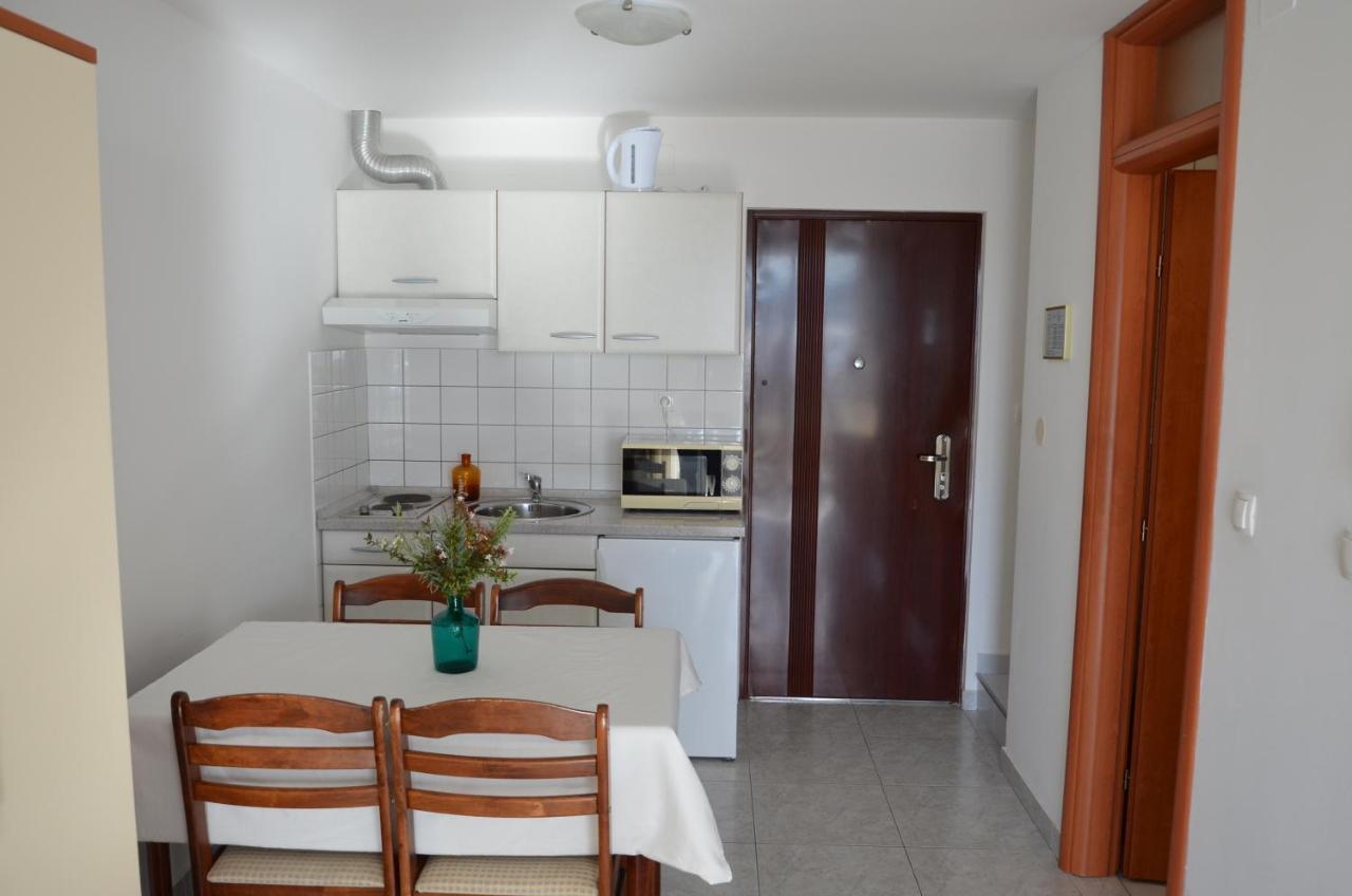 Apartments Pirovcanka Пировац Экстерьер фото